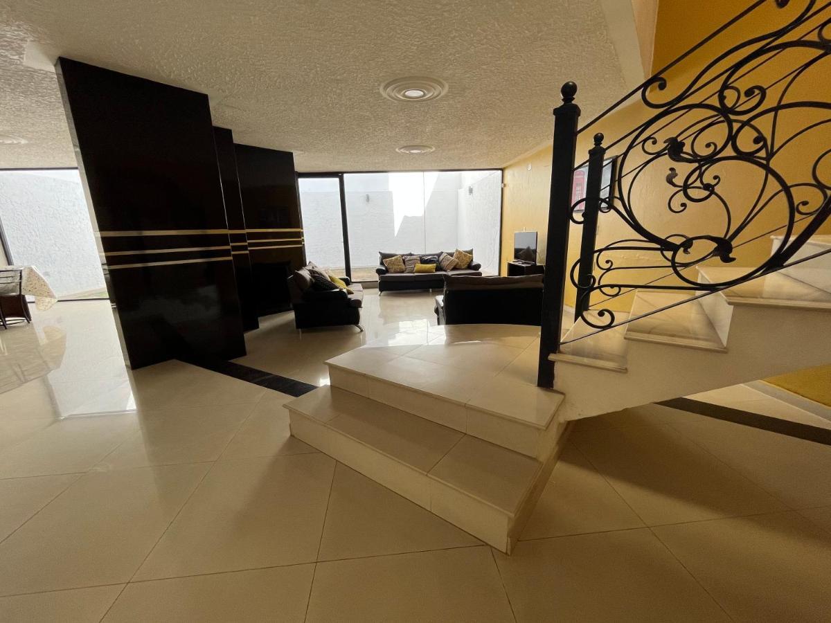 Villa Beautiful Private House In The Downtown With 3 Floors à Tepatitlan Extérieur photo